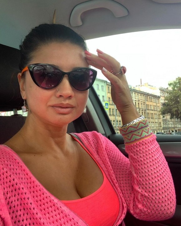 Julia: photo №20