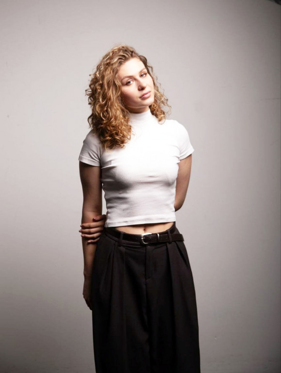 Amalia: photo №2