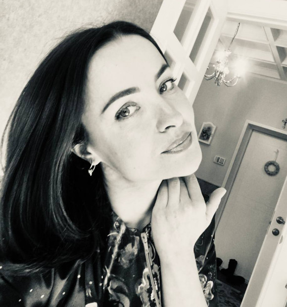 Julia: photo №1
